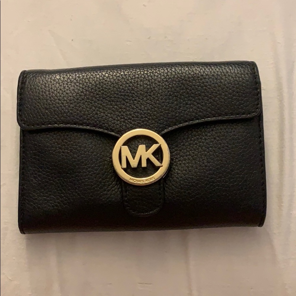 Michael Kors Wallet (used)
